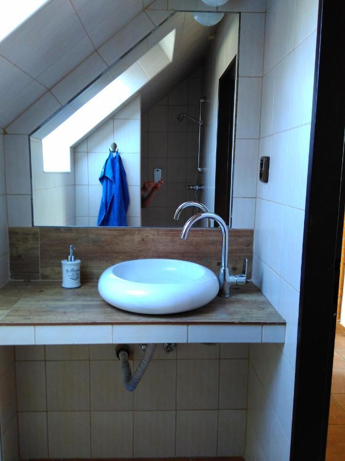 Apartman Na Farme U Koni Milesov Екстериор снимка